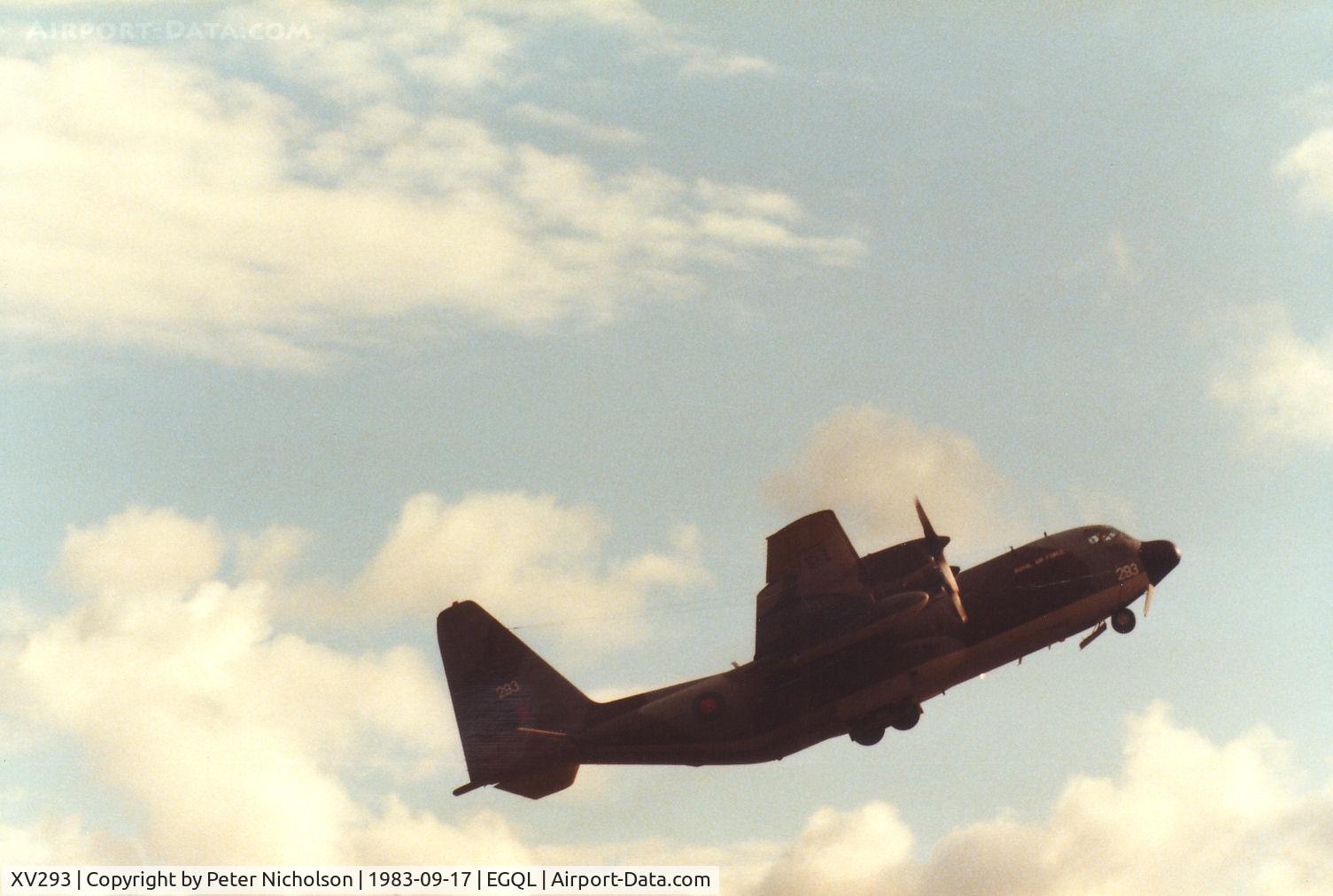 XV293, Lockheed C-130K Hercules C.1 C/N 382-4258, Hercules C.1 of the Lyneham Transport Wing in action at the 1983 RAF Leuchars Airshow.