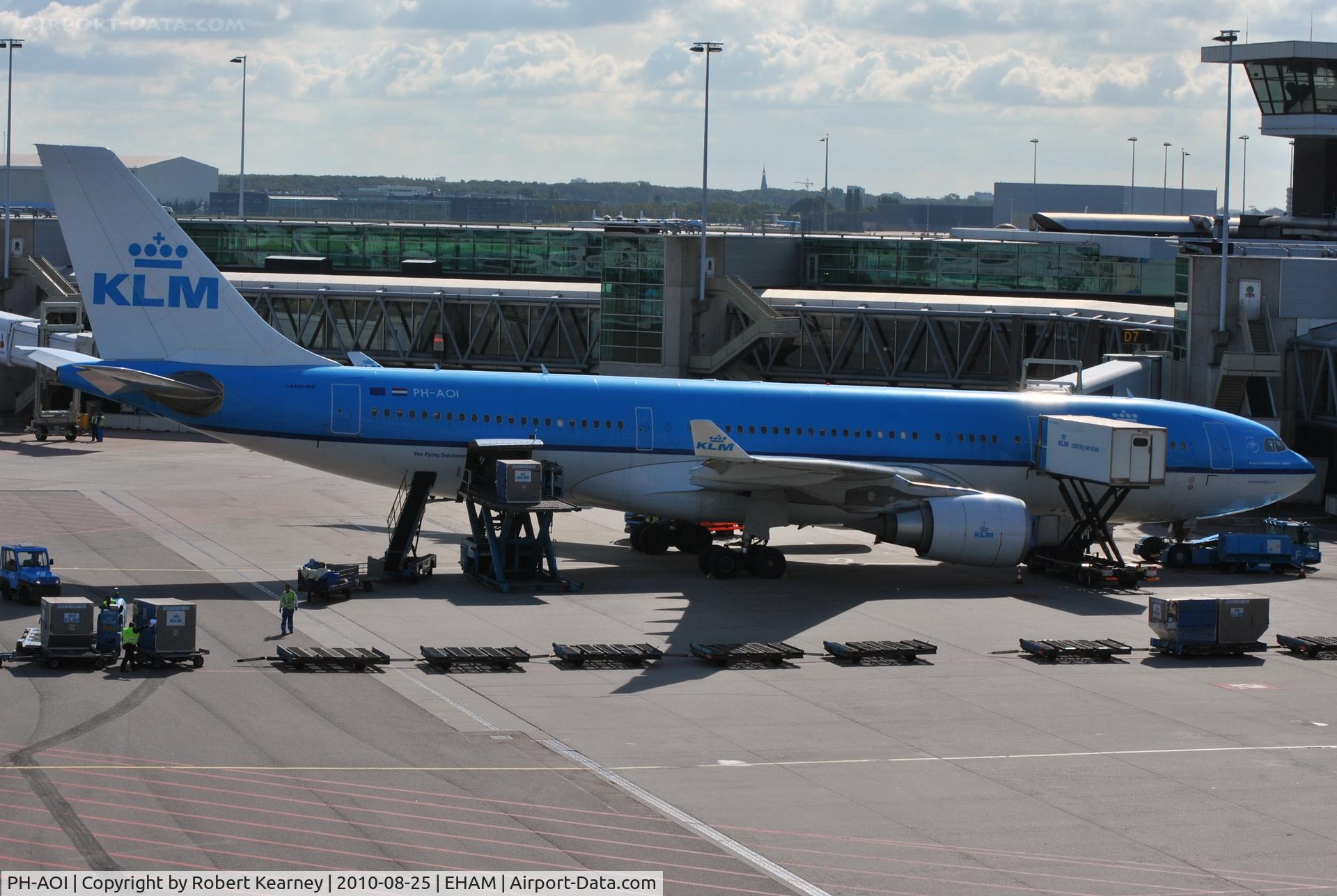 PH-AOI, 2007 Airbus A330-203 C/N 819, KLM on stand