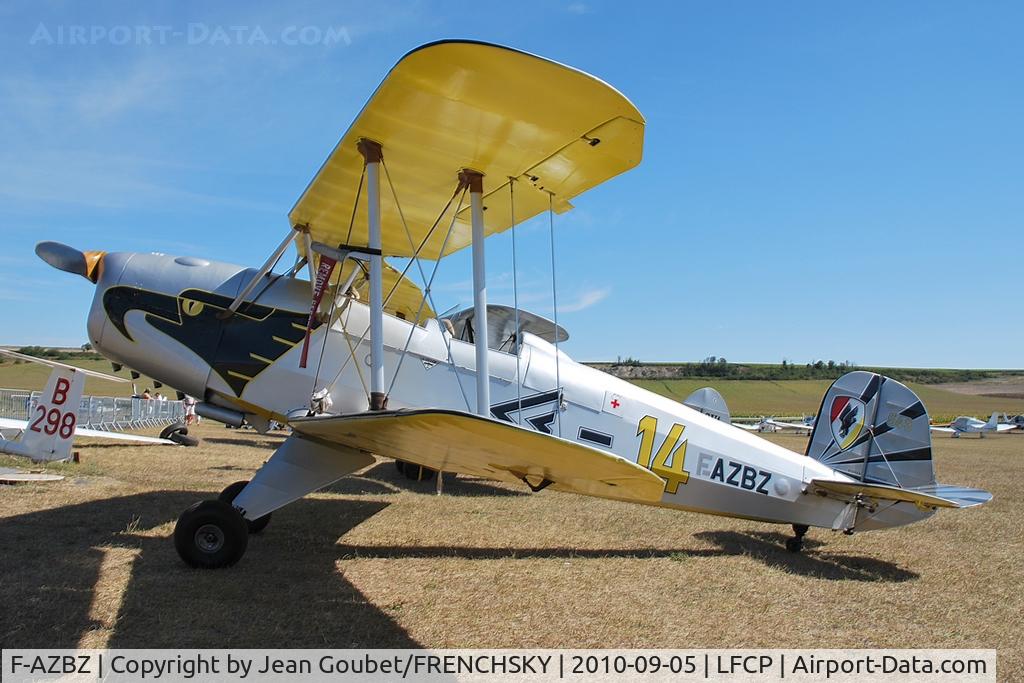 F-AZBZ, CASA 1-131E Jungmann C/N 2149, au parking