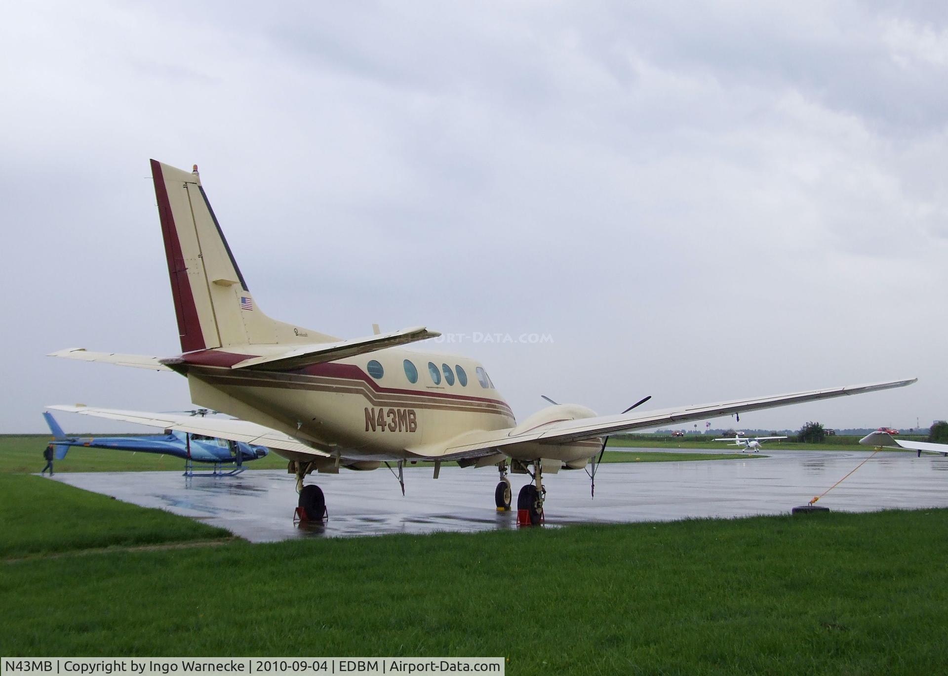 N43MB, 1969 Beech B90 C/N LJ-463, Beechcraft B90 King Air at Magdeburg airfield