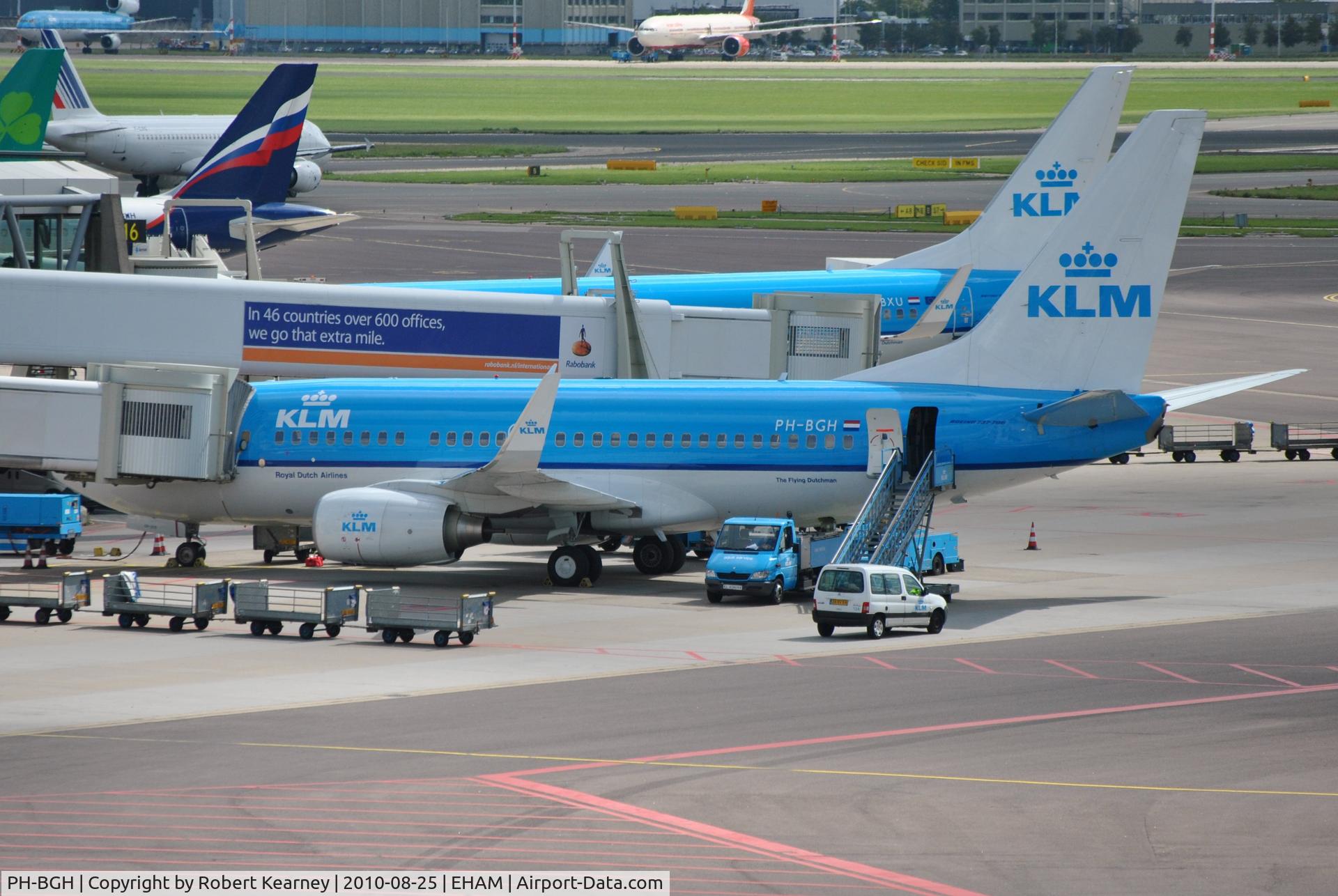 PH-BGH, 2009 Boeing 737-7K2 C/N 38053, KLM on stand