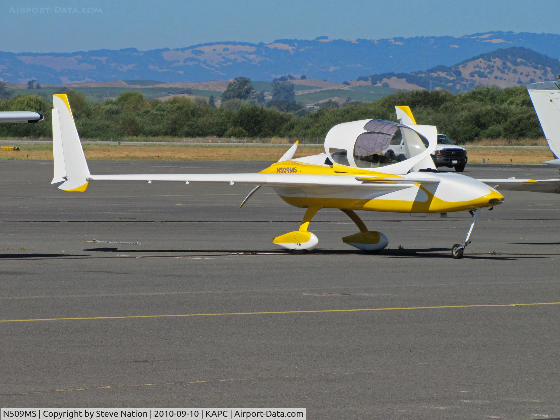 N509MS, 1989 Co-Z Cozy C/N 509, COZY home built from Southern California on transient ramp at Napa, CA (canopy open)