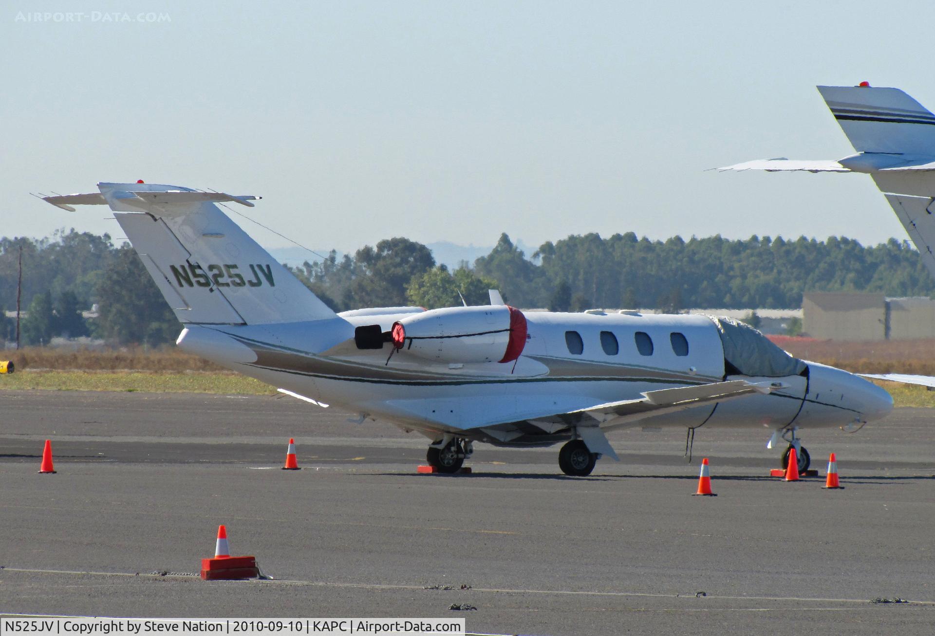 N525JV, 1993 Cessna 525 CitationJet C/N 525-0010, 1993 Cessna 525 visiting from Florida