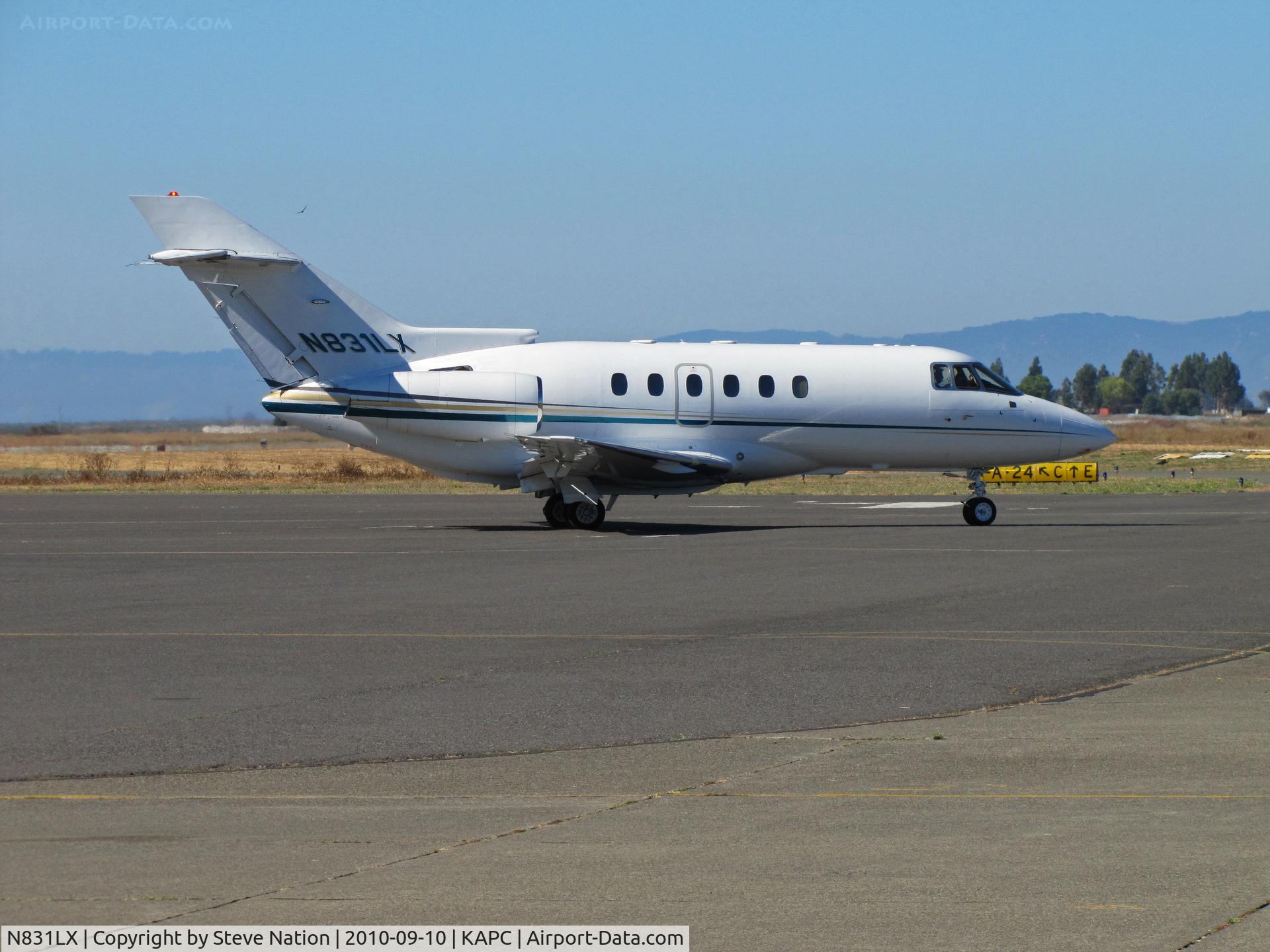 N831LX, 2000 Raytheon Hawker 800XP C/N 258510, Flight Options Hawker 800XP (