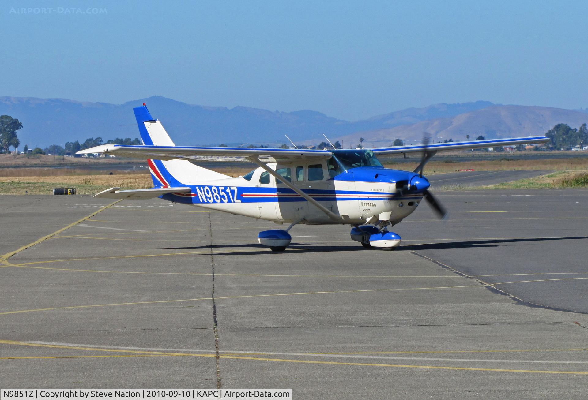 N9851Z, 1983 Cessna TU206G 6 Turbo Stationair C/N U20606701, Absolutely beautiful 1983 Cessna TU206G arriving at Napa, CA
