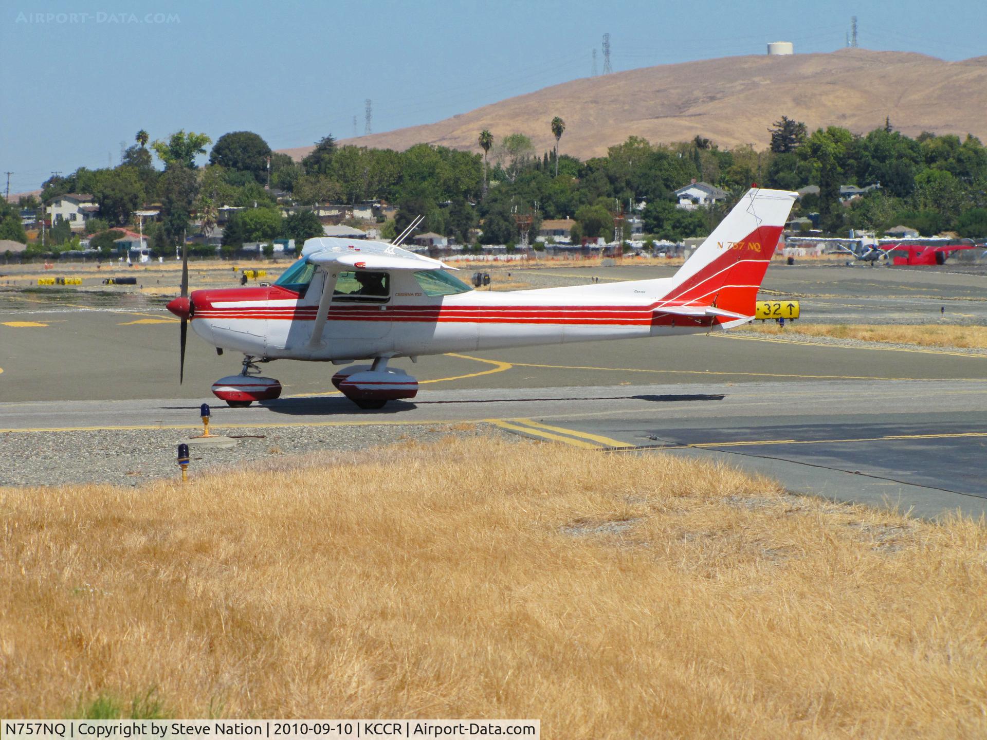 N757NQ, 1977 Cessna 152 C/N 15279876, Pacific States Aviation 1977 Cessna 152 taxis for RWY1R