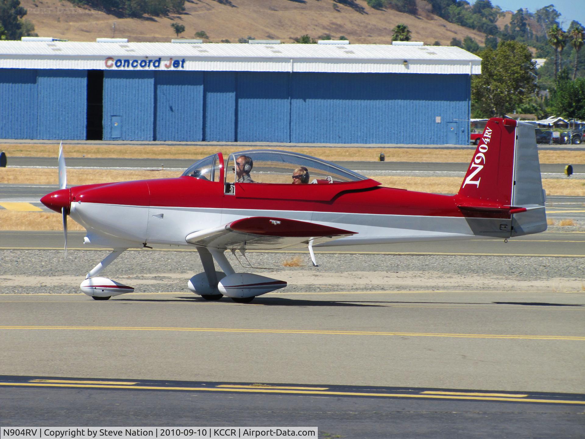 N904RV, 2000 Vans RV-8 C/N 80904, 2000 RV-8 home built taxiing to hotel ramp after flight from KCIC/Chico, CA