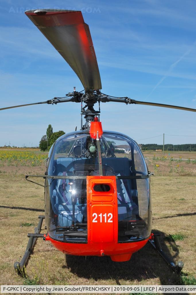F-GPKC, Aerospatiale SA-318C Alouette II Astazou C/N 2112, au parking