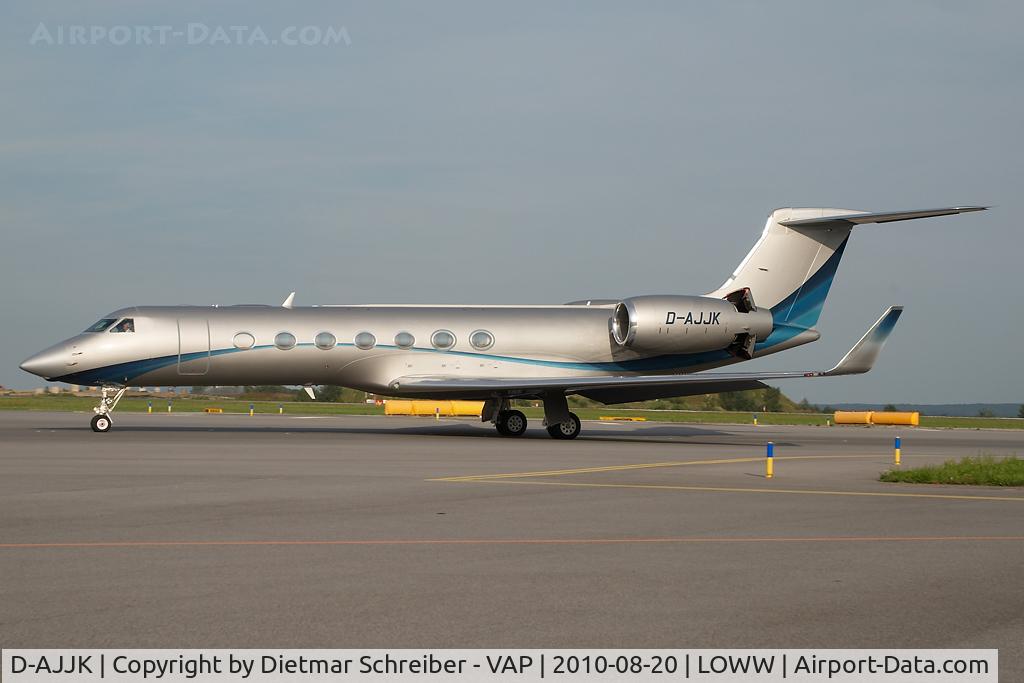 D-AJJK, 2008 Gulfstream Aerospace GV-SP (G550) C/N 5191, Gulf 5