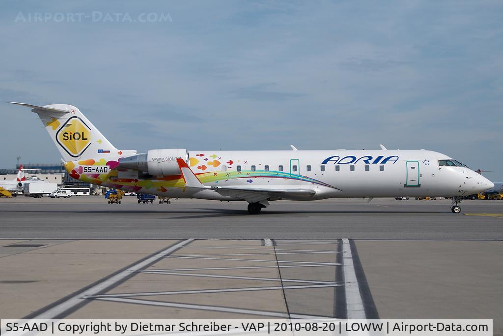 S5-AAD, 1997 Canadair CRJ-200LR (CL-600-2B19) C/N 7166, Adria Airways Regionaljet