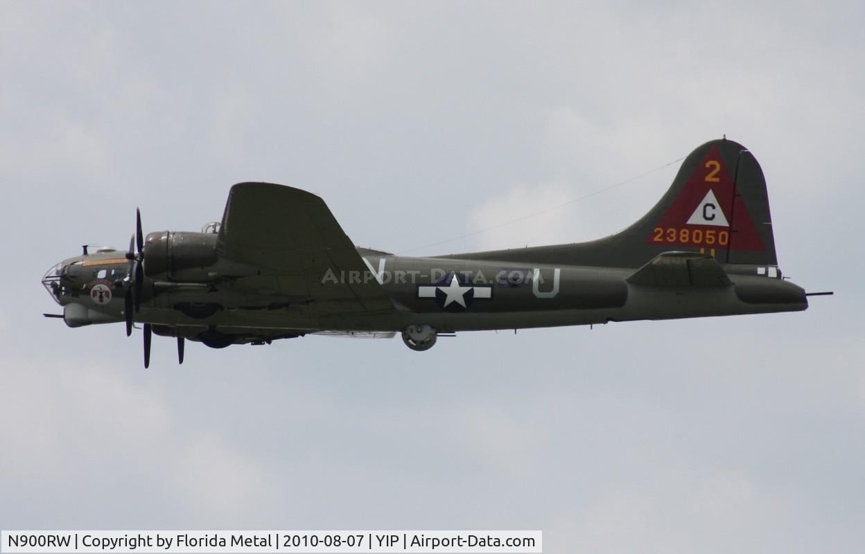N900RW, 1944 Boeing B-17G Flying Fortress C/N 8627, Thunderbird