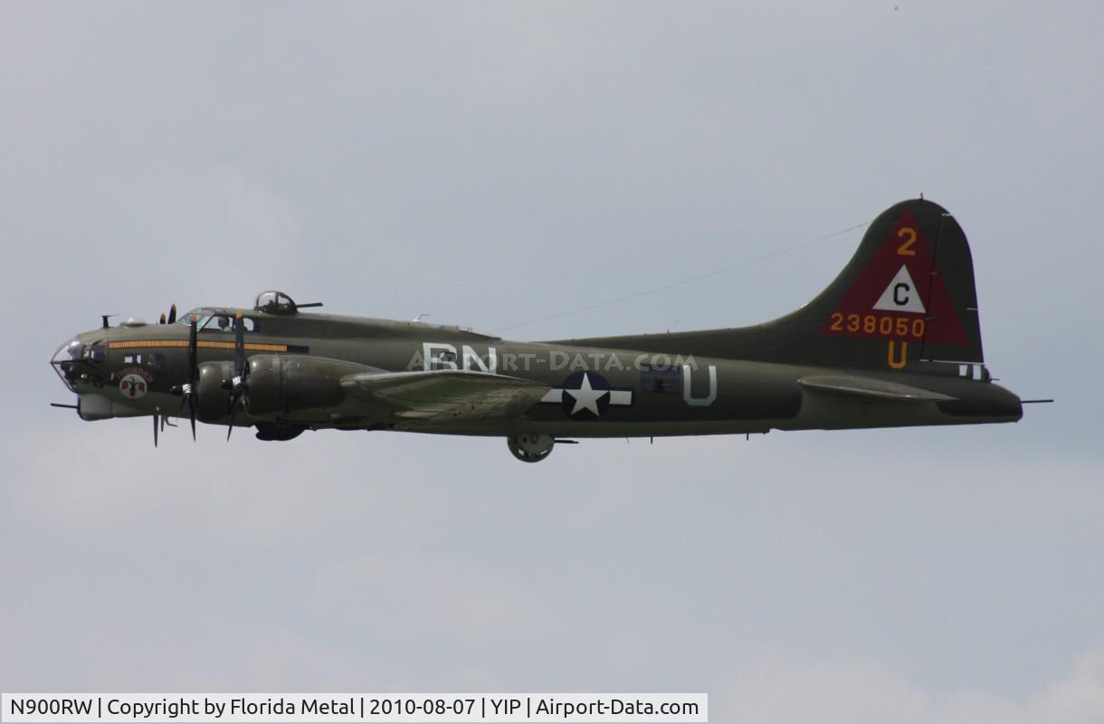N900RW, 1944 Boeing B-17G Flying Fortress C/N 8627, Thunderbird