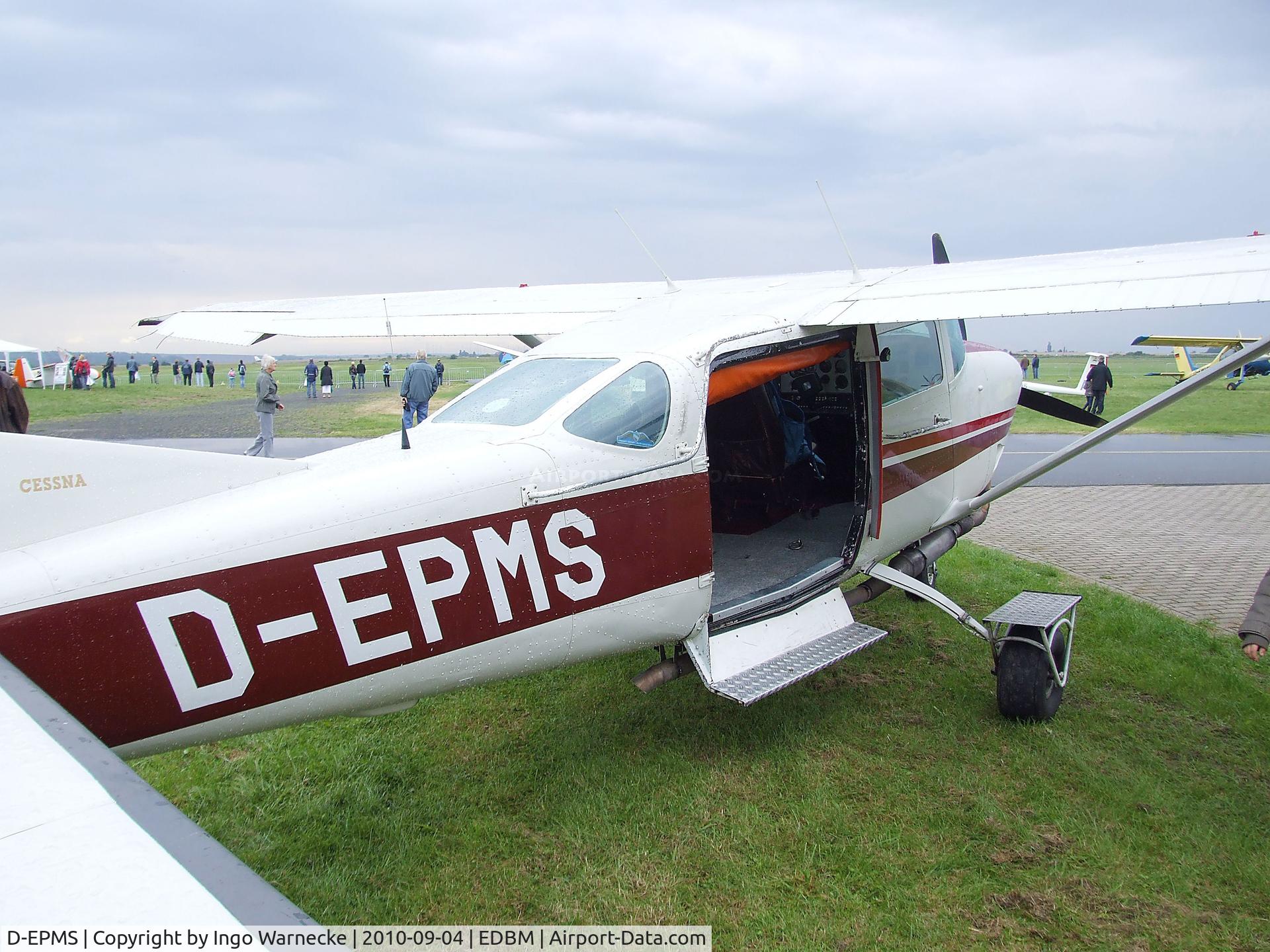 D-EPMS, Cessna 206H Stationair C/N Not found D-EPMS, Cessna 206H Stationair at the 2010 Air Magdeburg