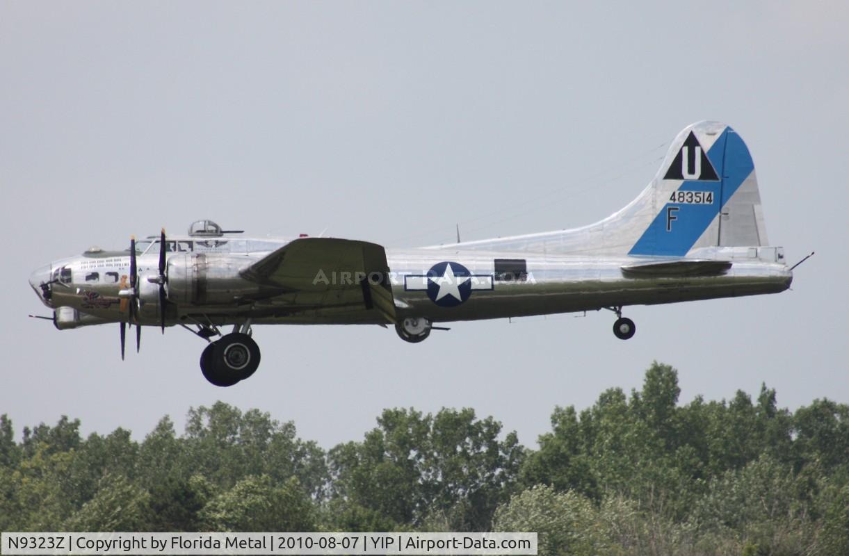 N9323Z, 1944 Boeing B-17G-85-DL Flying Fortress C/N 32155, Sentimental Journey