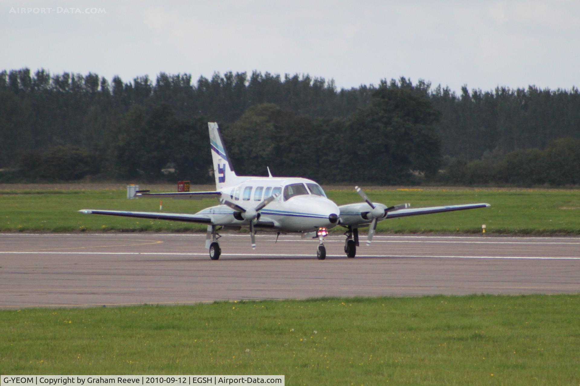 G-YEOM, 1983 Piper PA-31-350 Chieftain C/N 31-8352022, About to depart.