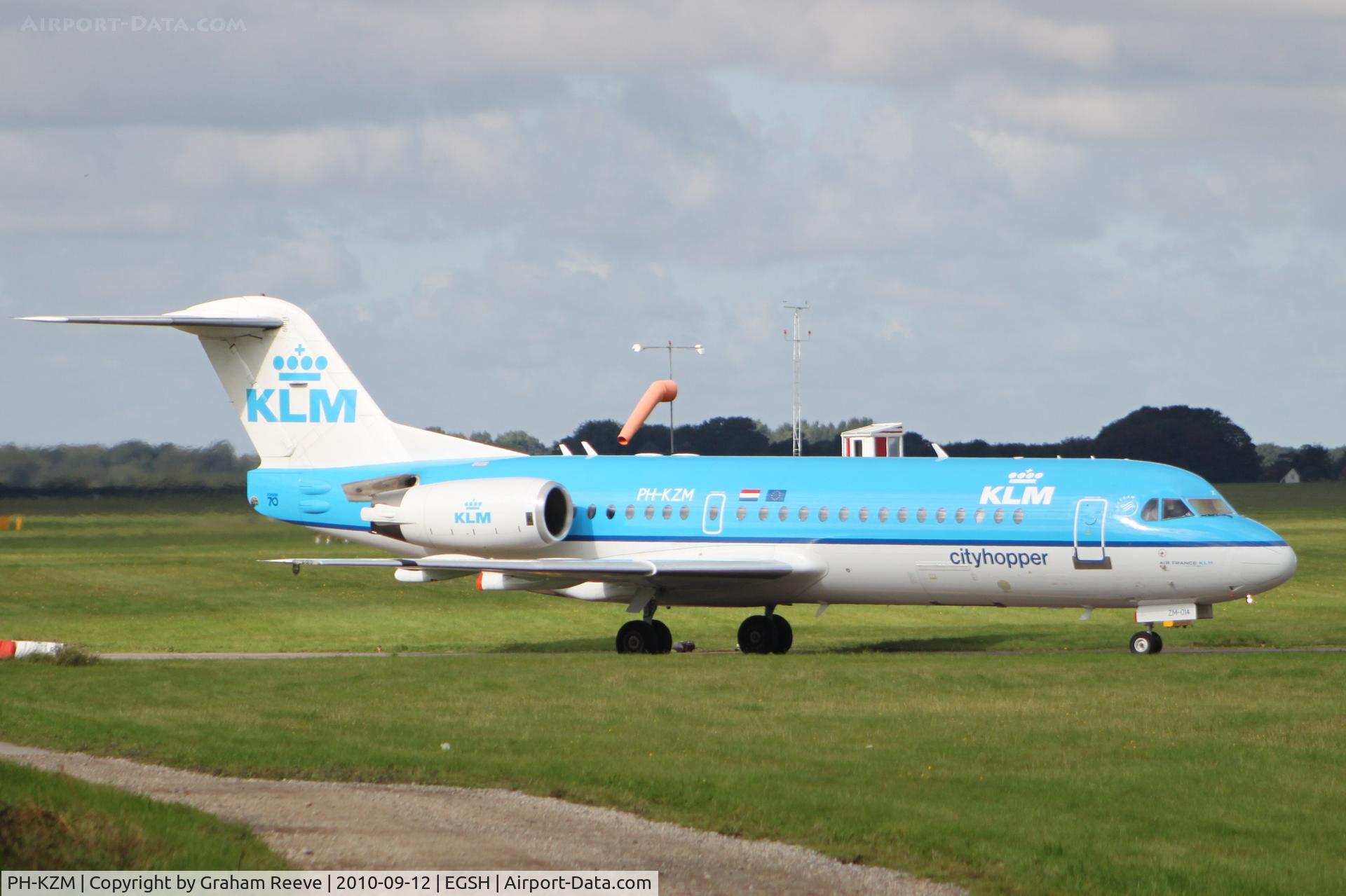 PH-KZM, 1995 Fokker 70 (F-28-0070) C/N 11561, About to depart from Norwich.