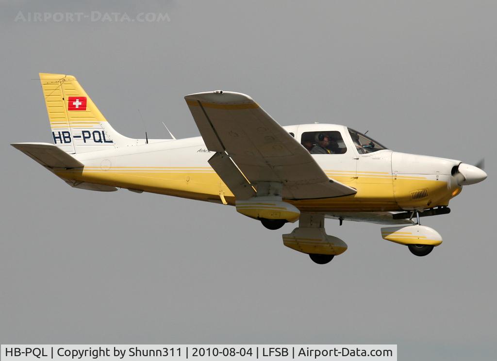 HB-PQL, 1989 Piper PA-28-181 Archer II C/N 2890121, Landing rwy 16