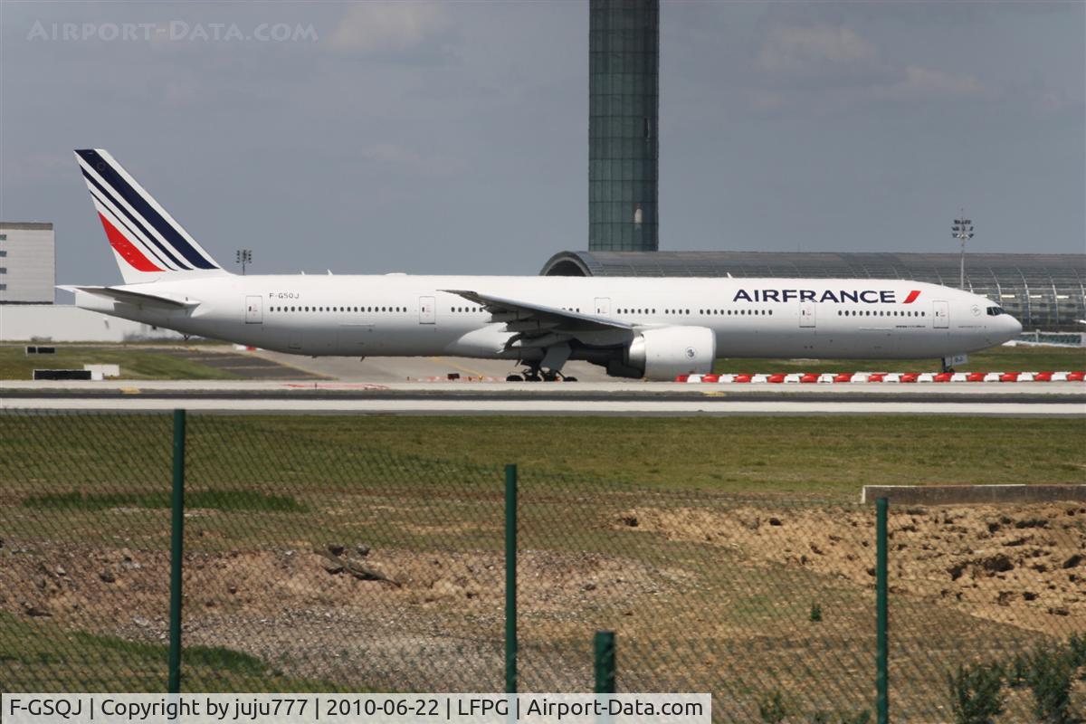 F-GSQJ, 2005 Boeing 777-328/ER C/N 32852, whis new Air France color