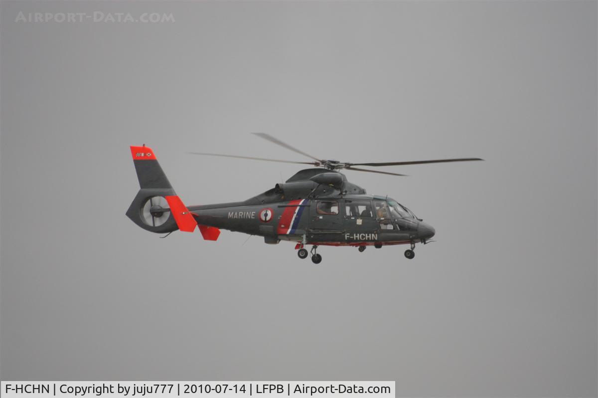 F-HCHN, 1998 Aérospatiale AS-365N-2 Dauphin C/N 6540, on display for national day