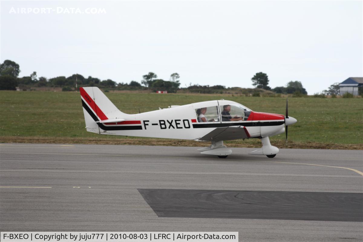 F-BXEO, Robin DR-400-108  Dauphin 2+2 C/N 1017, on transit at Maupertus