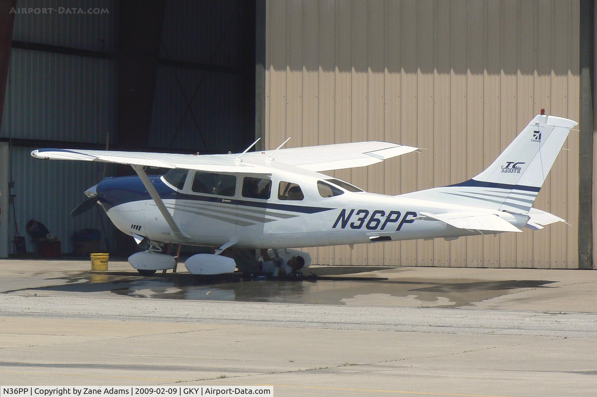 N36PP, 2004 Cessna T206H Turbo Stationair C/N T20608486, At Arlington Municipal, Texas