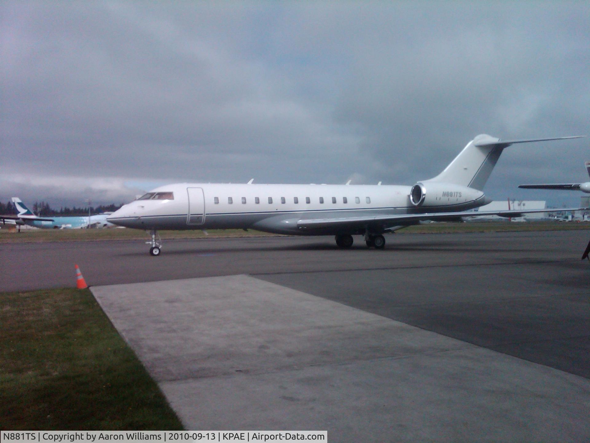 N881TS, 2007 Bombardier BD-700-1A10 Global Express XRS C/N 9247, Visited Castle and Cooke aviation for a couple hours.  No flight tracking.