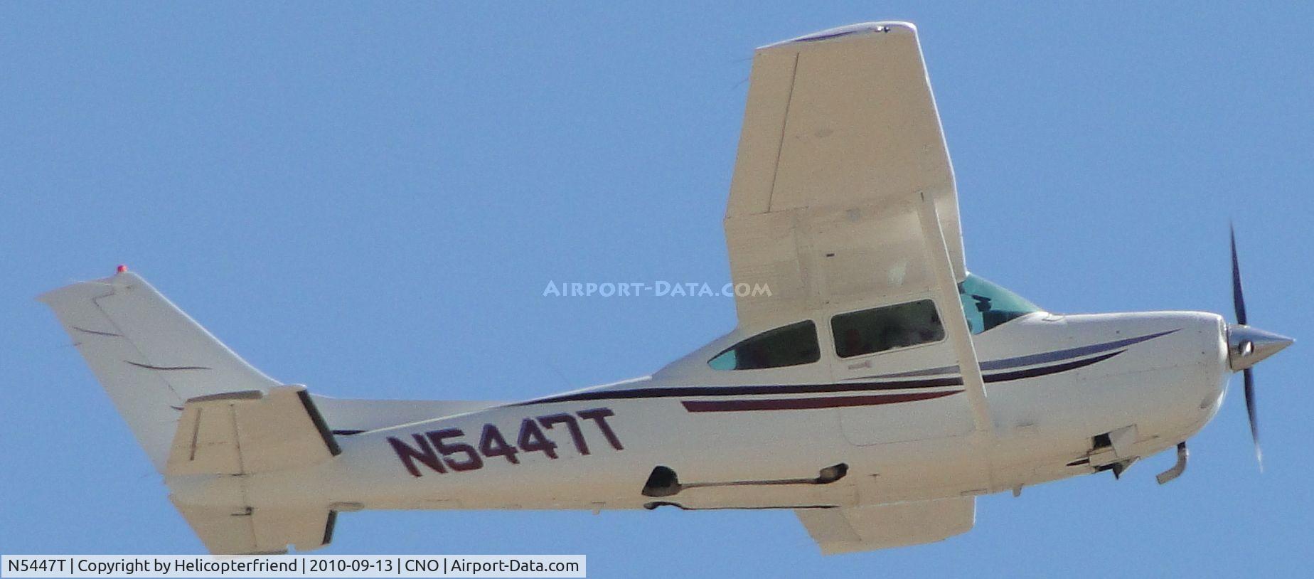 N5447T, 1982 Cessna TR182 Turbo Skylane RG C/N R18201868, Climbing out after take off from runway 26R