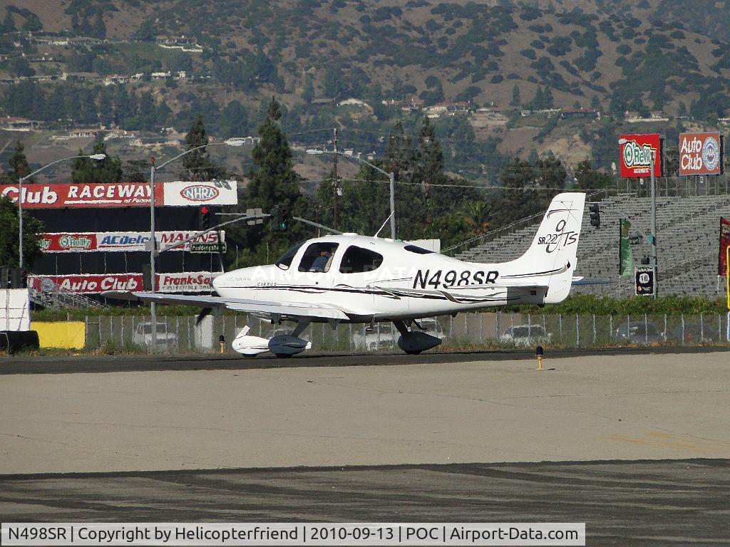 N498SR, 2006 Cirrus SR22 C/N 2081, Preparing to move onto runway 26L for take off