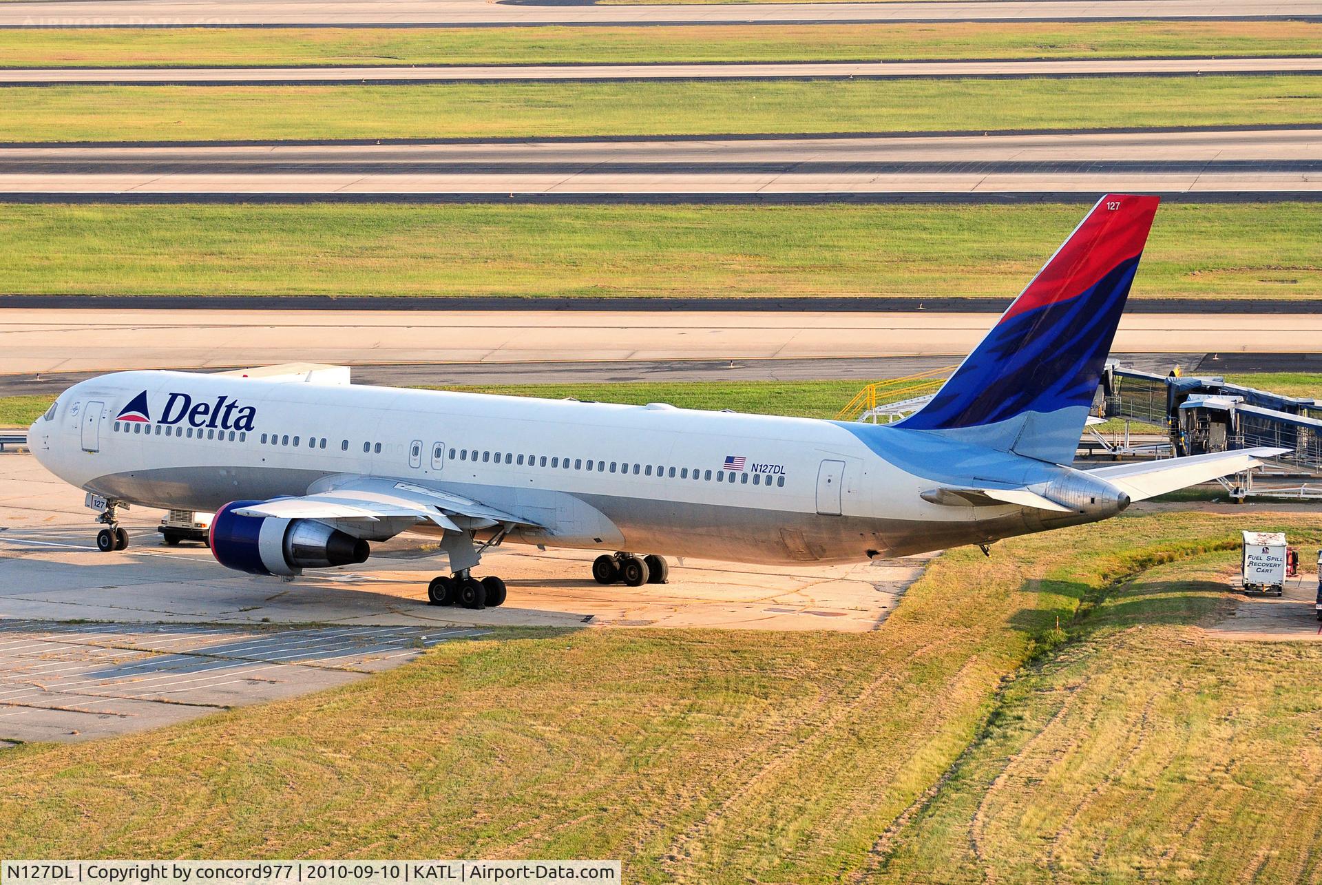 N127DL, 1988 Boeing 767-332 C/N 24077, KATL.  9/10/2010.