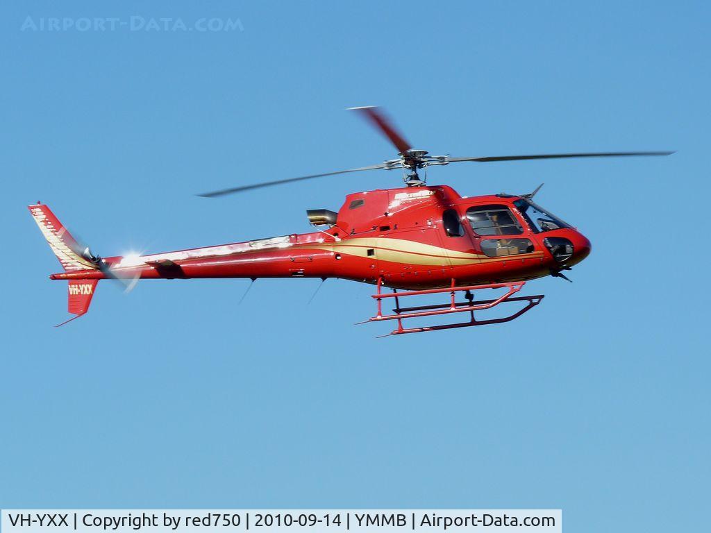 VH-YXX, 2003 Eurocopter AS-350B-3 Ecureuil Ecureuil C/N 3739, VH-YXX approaching the northern helipad at Moorabbin.
