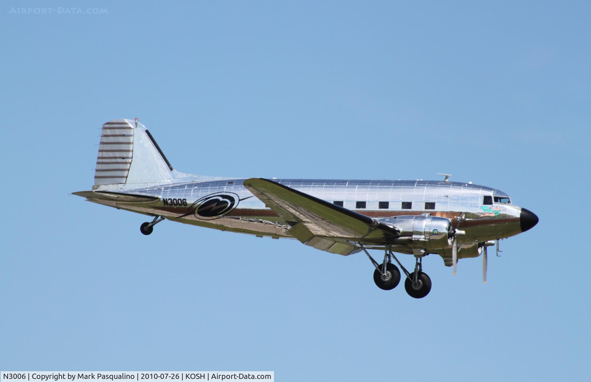 N3006, 1946 Douglas DC-3 C/N 42961, Douglas DC3