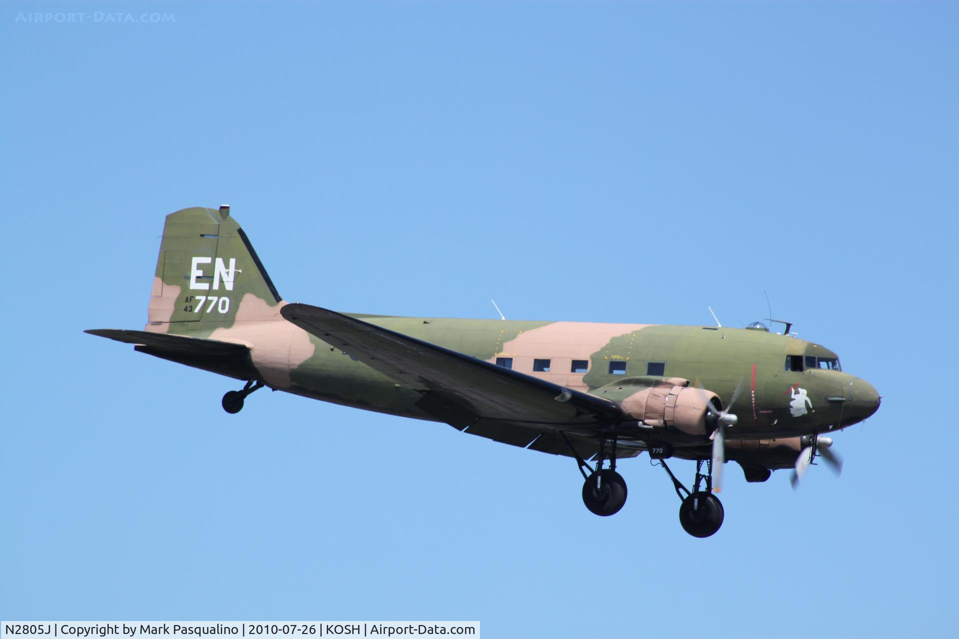 N2805J, 1944 Douglas DC3C-R-1830-90C C/N 20835, Douglas DC3C