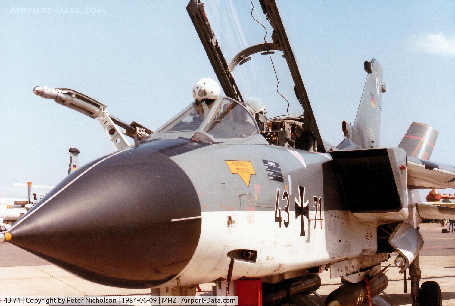 43 71, Panavia Tornado IDS C/N 186/GS044/4071, Another view of the Jagel-based Tornado IDS of MFG-1 on display at the 1984 RAF Mildenhall Air Fete.