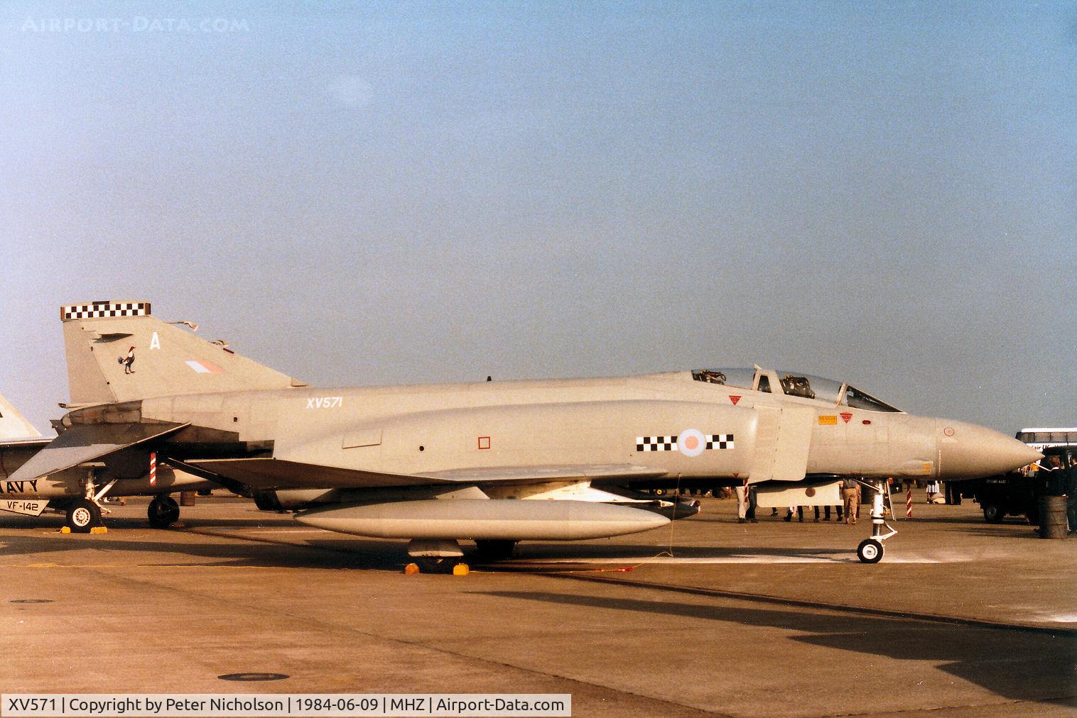 XV571, 1968 McDonnell Douglas Phantom FG1 C/N 9325/3020, Phantom FG.1 of 43 Squadron at RAF Leuchars on display at the 1984 RAF Mildenhall Air Fete.