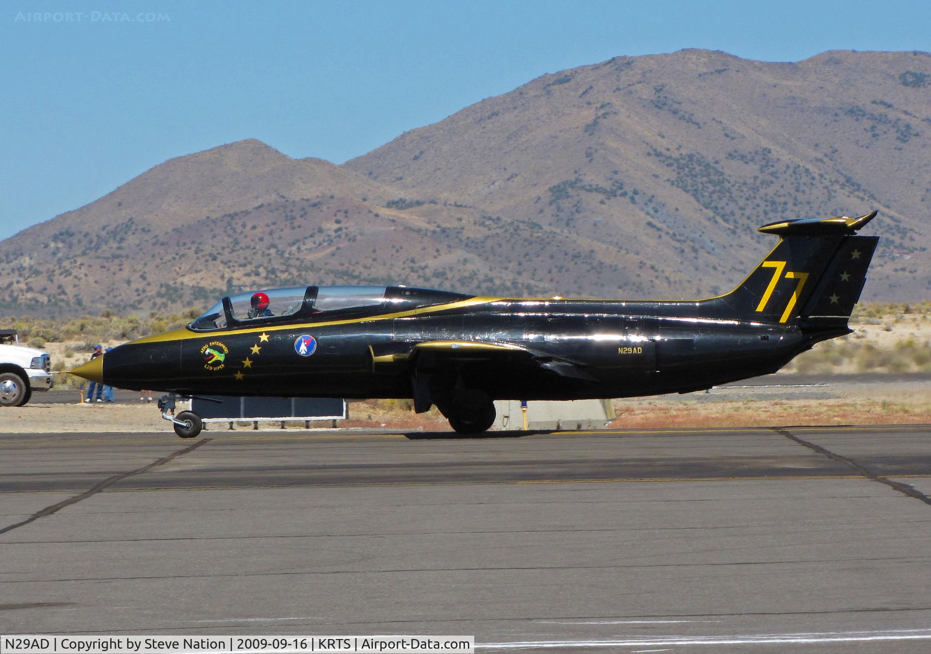 N29AD, 1968 Aero L-29 Delfin C/N 792405, Race #77 1968 Aerovodochody L-29 DELFIN in Jet Class @ Reno Air Races taxiing for take-off