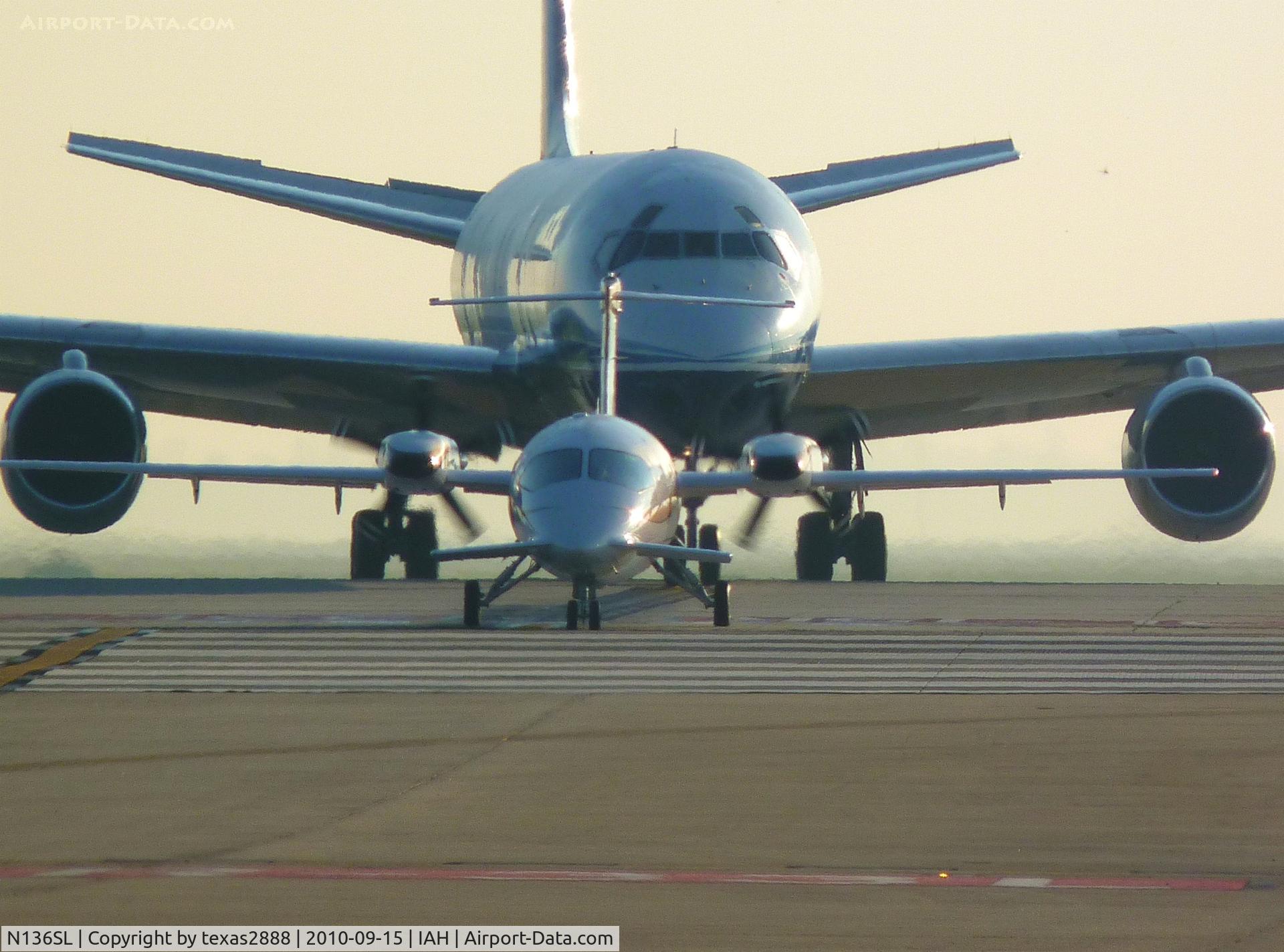 N136SL, 2005 Piaggio P-180 C/N 1101, Early morning departure on RWY-15R