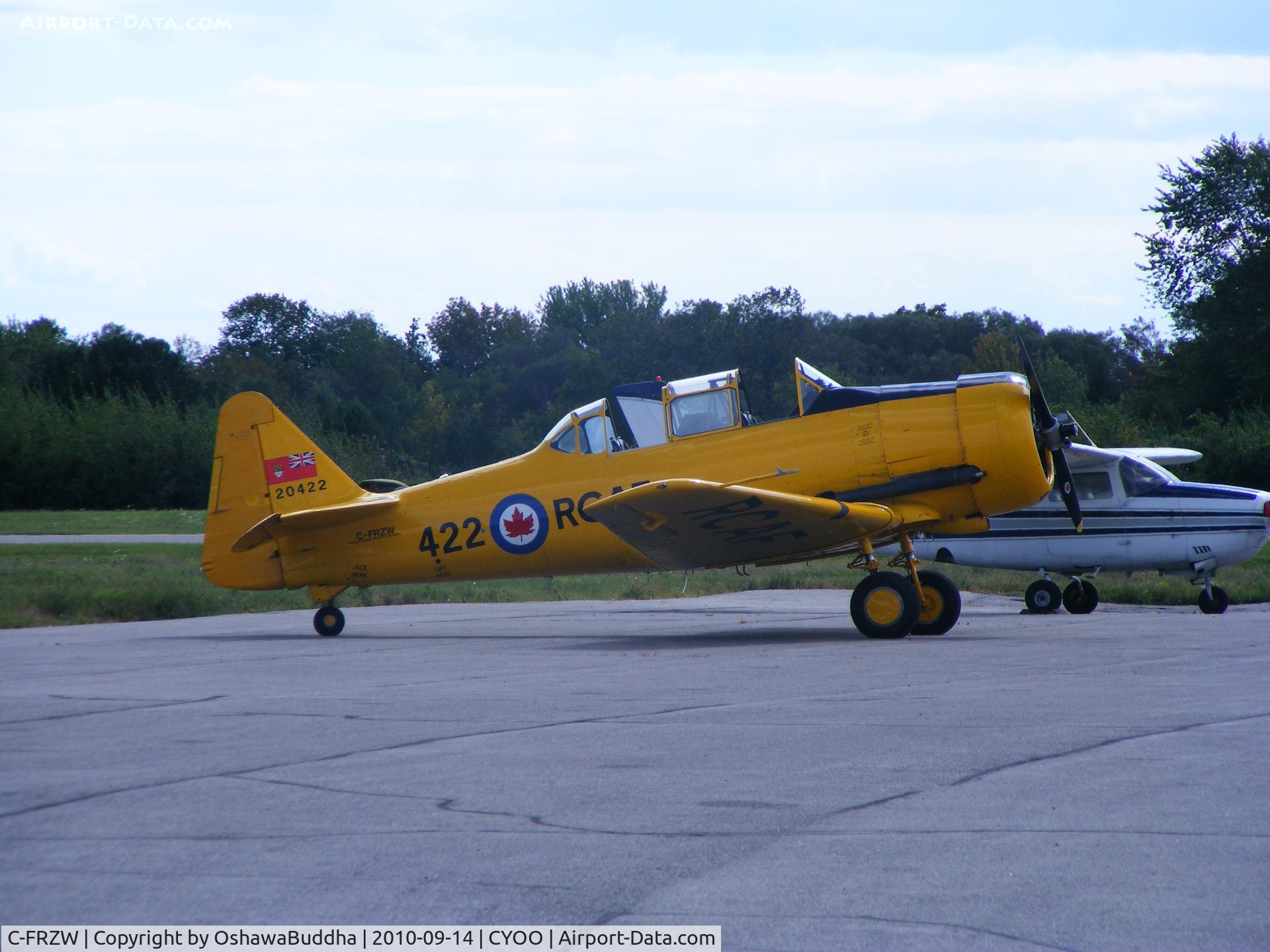 C-FRZW, 1952 Canadian Car & Foundry T-6 Harvard Mk.4 C/N CCF4-213, OOOoo...look what I found sitting pretty at the airport!!
