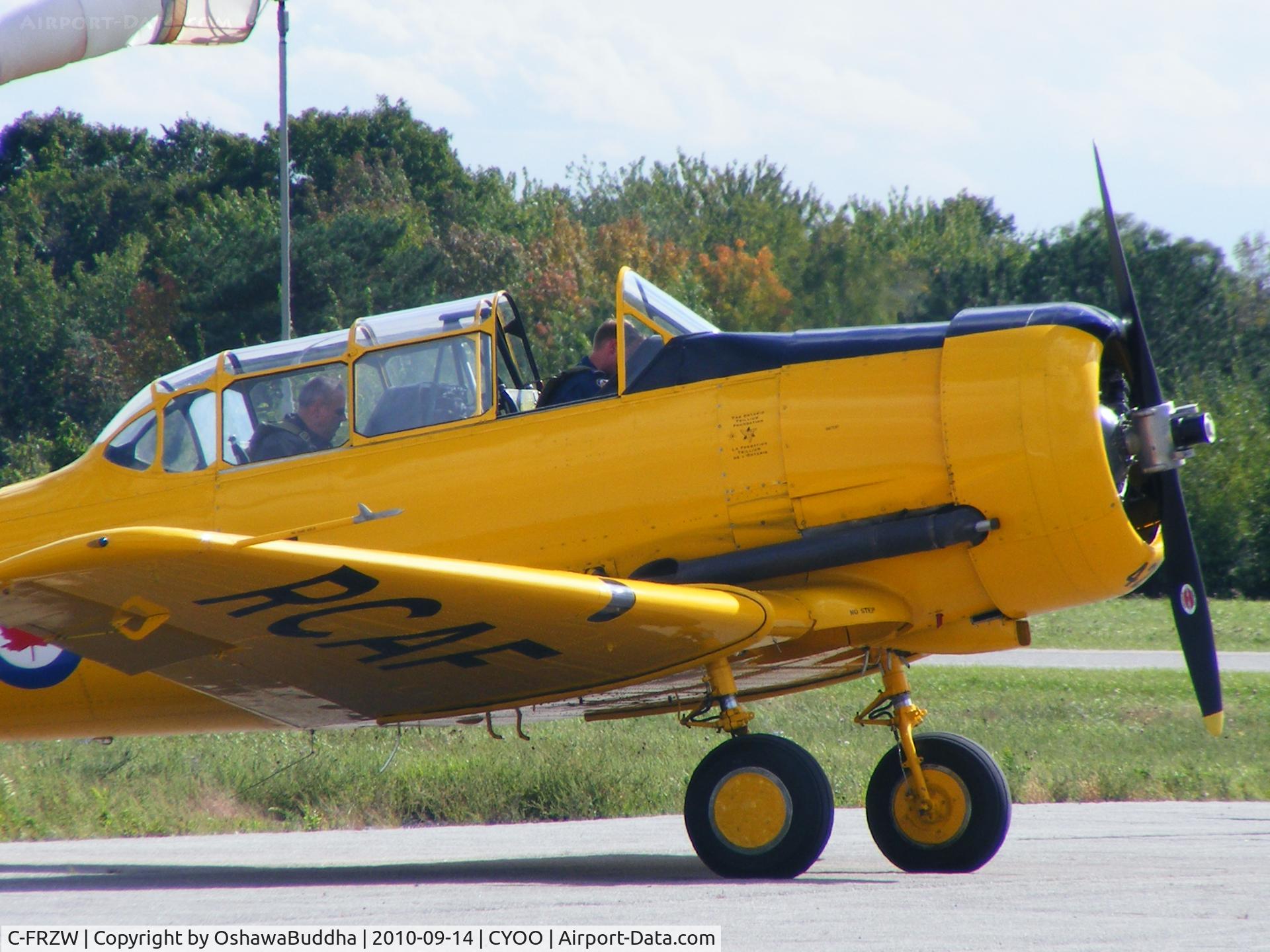 C-FRZW, 1952 Canadian Car & Foundry T-6 Harvard Mk.4 C/N CCF4-213, Final checks...and shutdown....