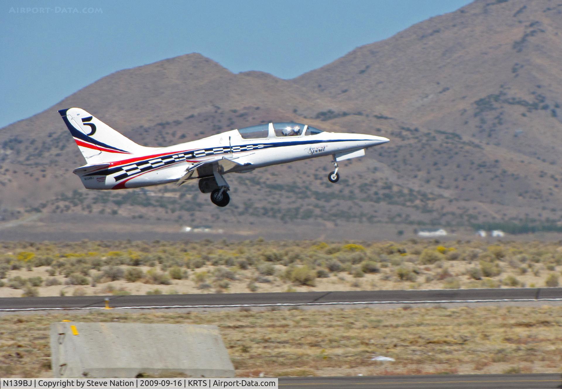 N139BJ, 1977 Aero L-39 Albatros C/N 430218, Race #5 1977 Aero L-39 ALBATROS 