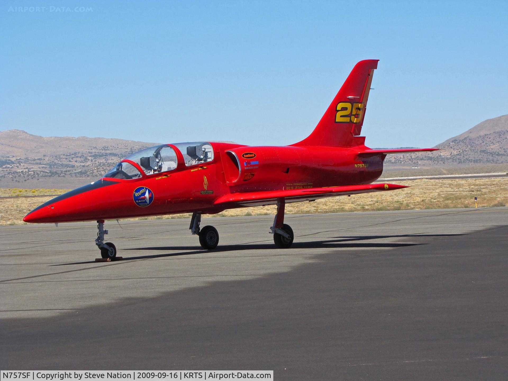 N757SF, Aero L-39 Albatros C/N 530438, Race #25 Aero Vodochody L-39 in Jet Class race @ 2009 Reno Air Races - on Jet ramp