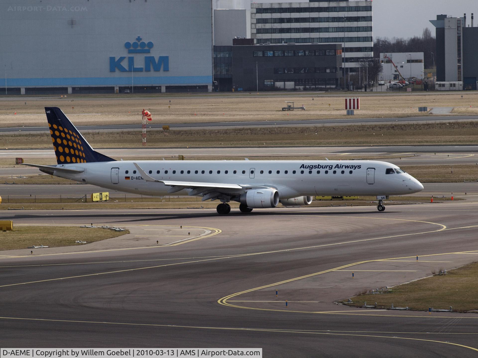 D-AEME, 2009 Embraer 195LR (ERJ-190-200LR) C/N 19000308, Ready for take off of the 
