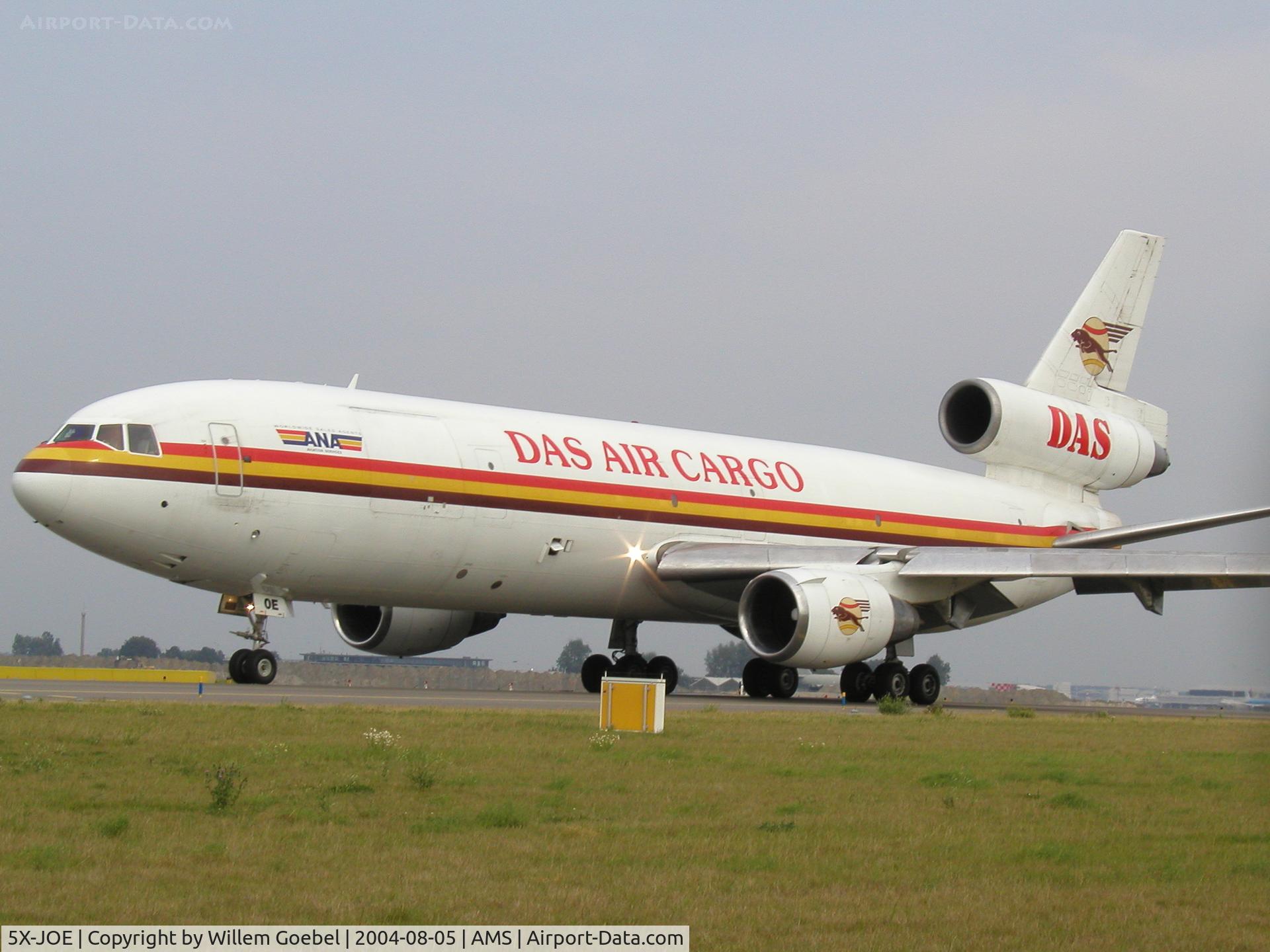 5X-JOE, 1973 Douglas DC-10-30CF C/N 47906, Taxi to the 