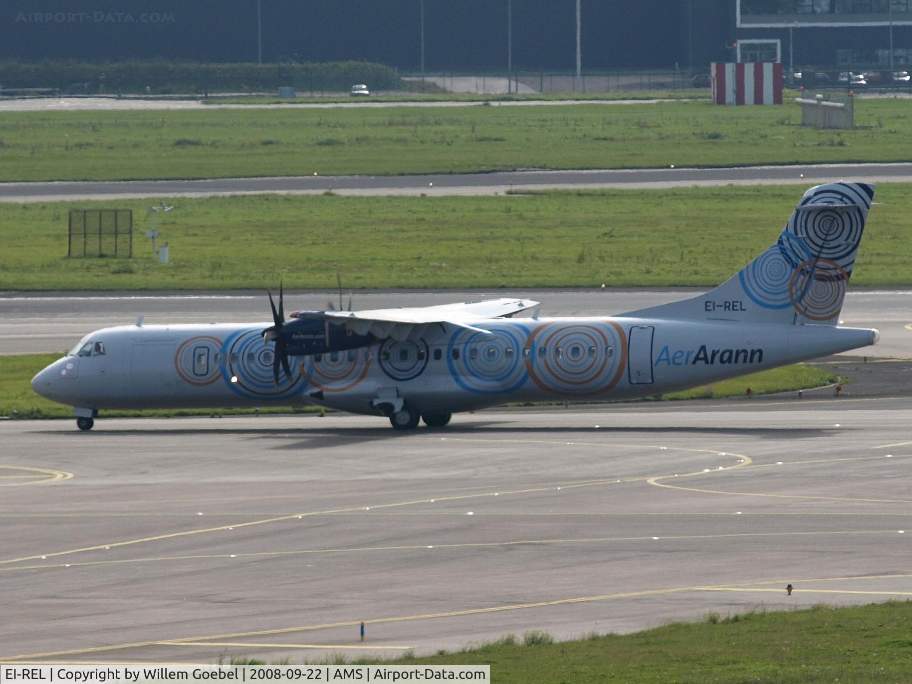 EI-REL, 2007 ATR 72-212A C/N 748, Taxi for take off