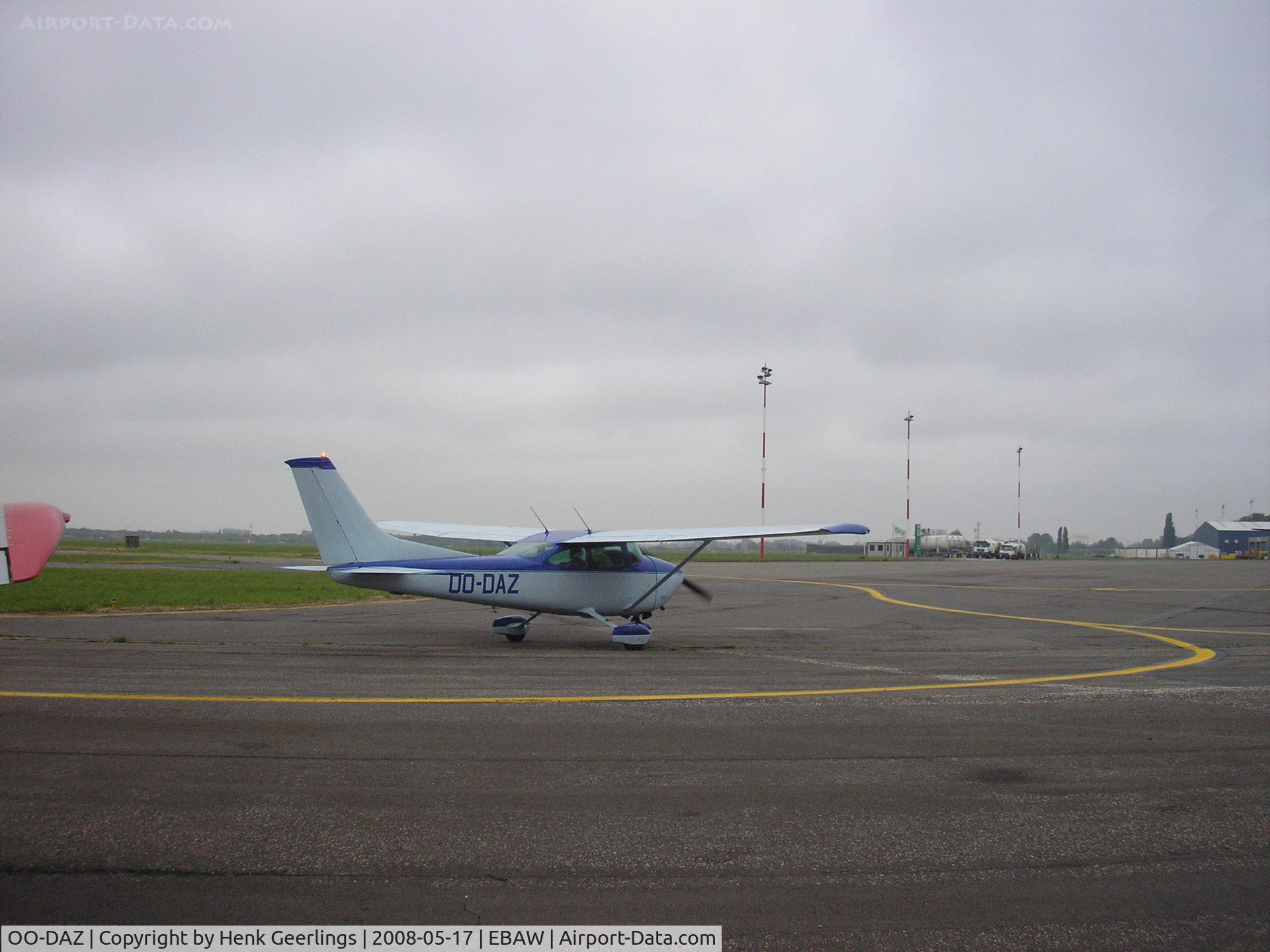 OO-DAZ, Cessna 182P Skylane C/N 18264103, Deurne