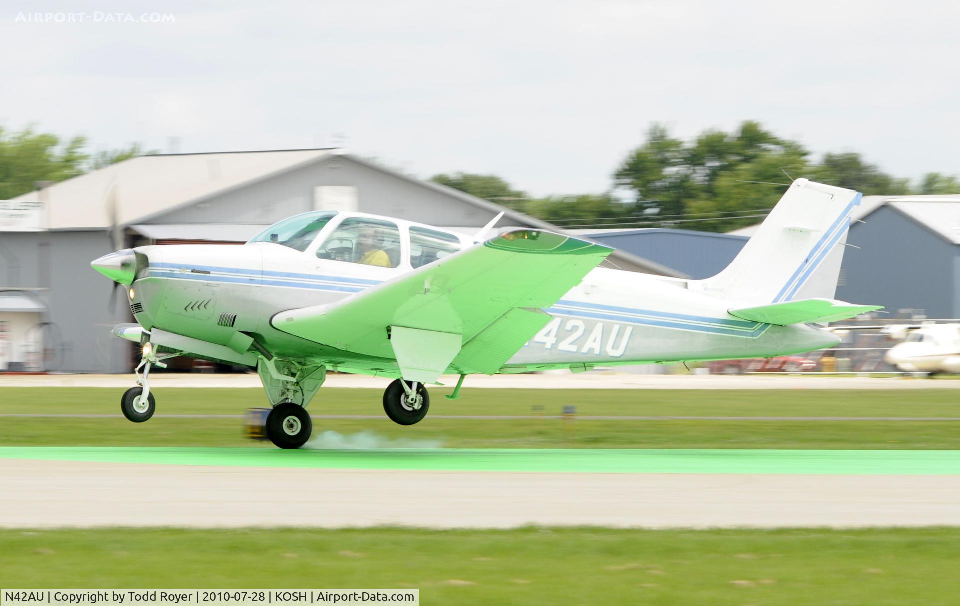 N42AU, 1982 Beech F33A Bonanza C/N CE-1010, EAA AIRVENTURE 2010