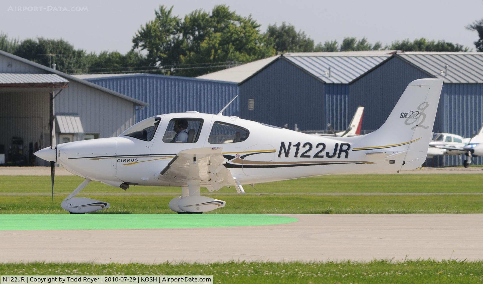 N122JR, 2004 Cirrus SR22 C/N 0821, EAA AIRVENTURE 2010