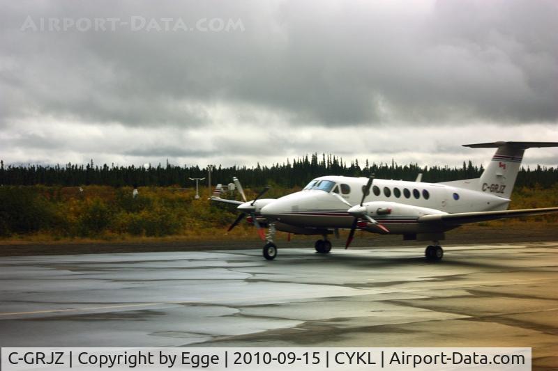 C-GRJZ, 2000 Beech Super King Air 350 C/N FL285, Schefferville