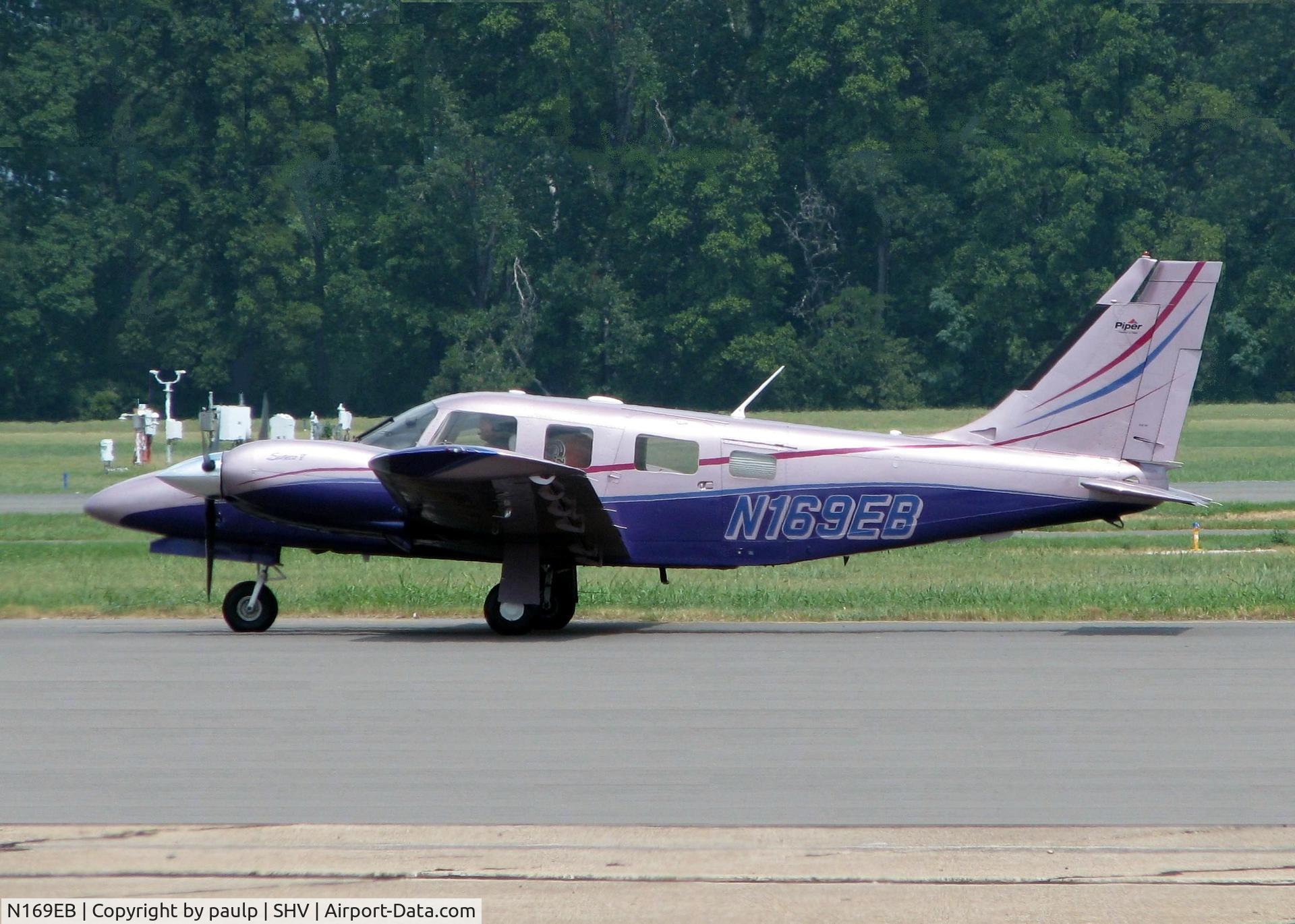 N169EB, 2001 Piper PA-34-220T C/N 3449230, At Downtown Shreveport.