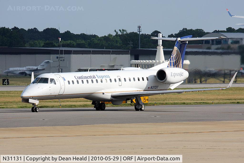 N31131, 2003 Embraer ERJ-145XR (EMB-145XR) C/N 145705, Continental Express (ExpressJet Airlines) N31131 taxiing to RWY 23 for departure.