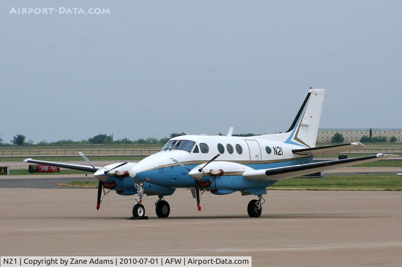 N21, 1980 Beech C90 King Air C/N LJ-902, FAA King Air-  Alliance Airport - Fort Worth, TX